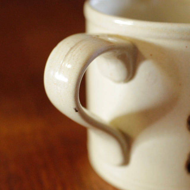 ヴィンテージ食器で暮らしに彩りを添える。イギリス製【Kiln Craft社製】ビンテージ・マグカップ2個セット【花柄】食器アンティーク雑貨ブロカント004177