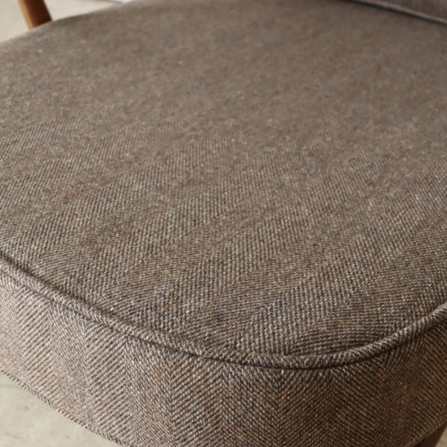 アーコール（ERCOL）イージーチェア・1シーター　日本が世界に誇る尾州ウールにて張替済み　商品番号【009028】