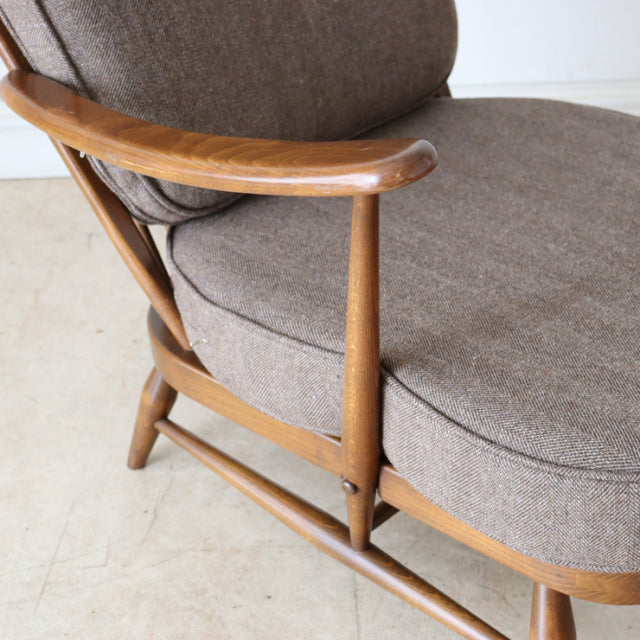 アーコール（ERCOL）イージーチェア・1シーター　日本が世界に誇る尾州ウールにて張替済み　商品番号【009028】