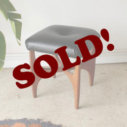 特別感のある小さな家具。イギリス製G-planジープラン・フレスコ・スツール【張り替え済】【スクエア】/ビンテージ家具ミッドセンチュリー北欧アンティーク019009