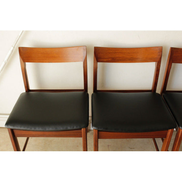 【座面張替え済】ダイニングチェア４脚セット　商品番号【019070a】