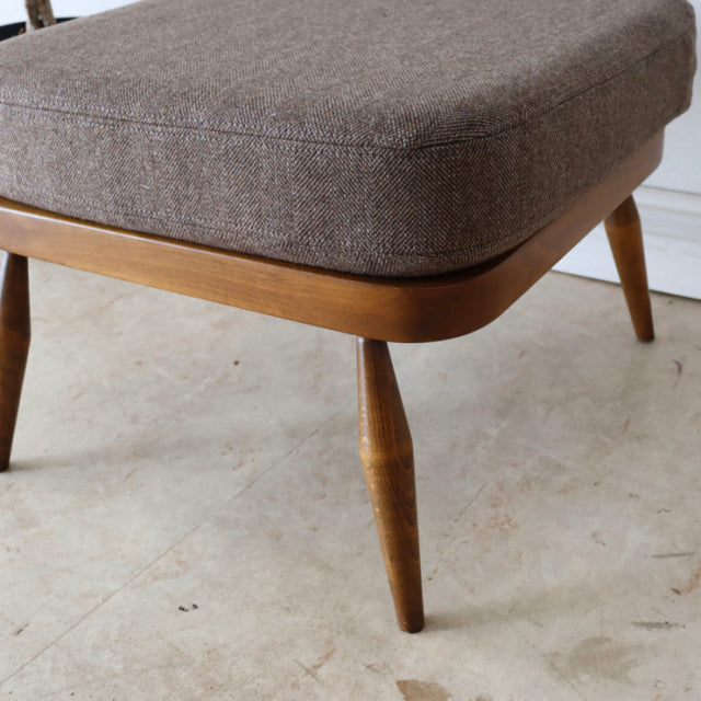 アーコール（ERCOL）スツール・オットマン　日本が世界に誇る尾州ウールにて張替済み　商品番号【020050】