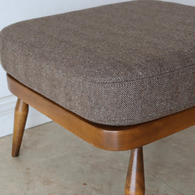 アーコール（ERCOL）スツール・オットマン　日本が世界に誇る尾州ウールにて張替済み　商品番号【020050】