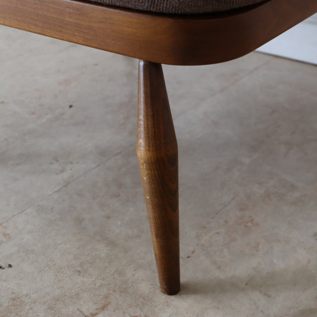 アーコール（ERCOL）スツール・オットマン　日本が世界に誇る尾州ウールにて張替済み　商品番号【020050】