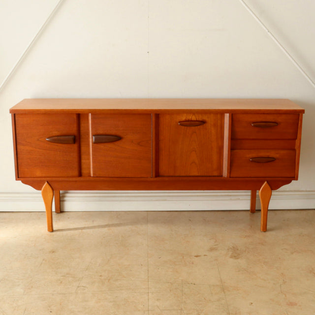 ジェンティーク（Jentique）製サイドボード　商品番号【021055】
