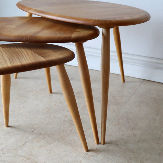 【美品】アーコール（ERCOL）ネストテーブル　商品番号【021057】