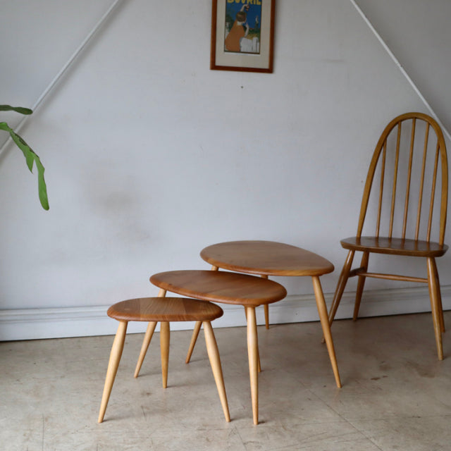 【美品】アーコール（ERCOL）ネストテーブル　商品番号【021057】