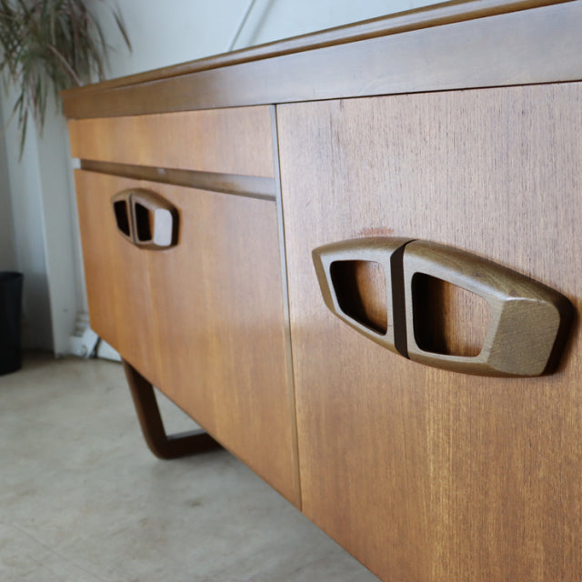 英国 ビューティリティ（Beautility）製 サイドボード　商品番号【021066】