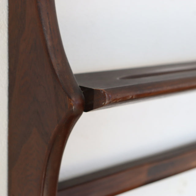 アーコール（Ercol）製プレートラック壁掛け　ウォールラック　商品番号【021075】