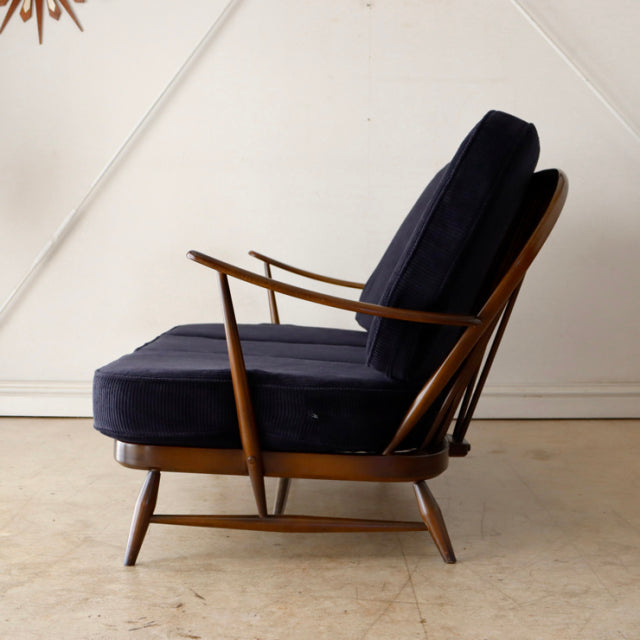 アーコール（ERCOL）３シーターソファ　遠州産の太畝コーデュロイにて張替え済み　商品番号【021079】