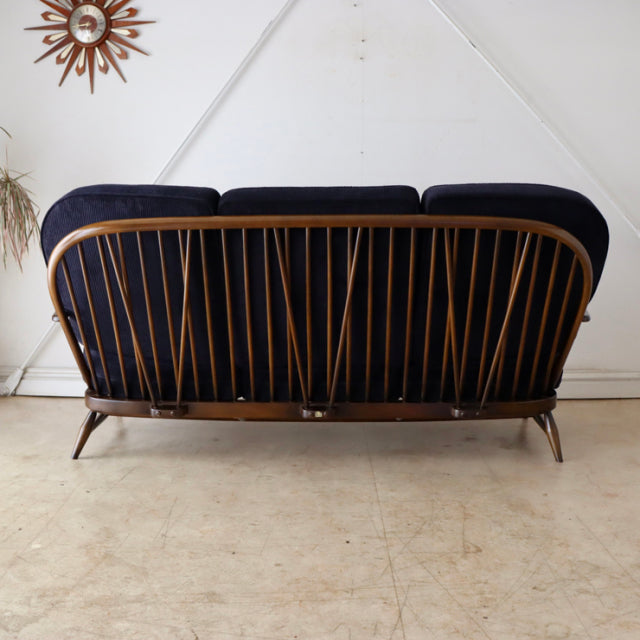 アーコール（ERCOL）３シーターソファ　遠州産の太畝コーデュロイにて張替え済み　商品番号【021079】