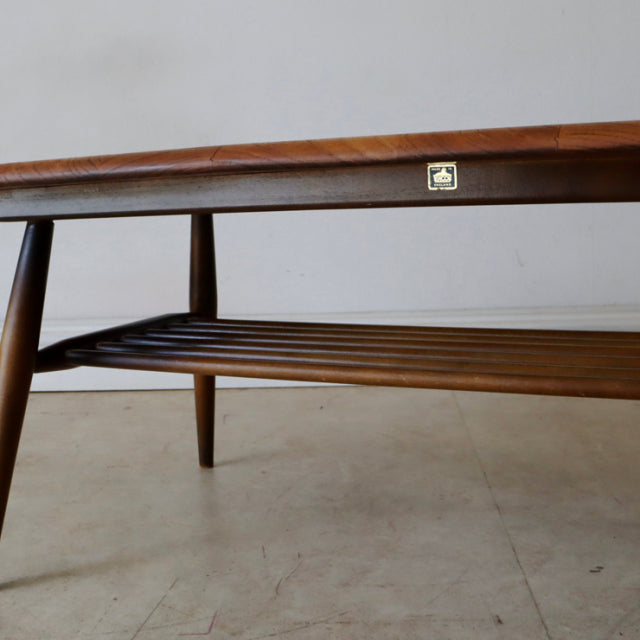 アーコール（Ercol）無垢コーヒーテーブル・マガジンラック付き【ブラウン】商品番号【021081】
