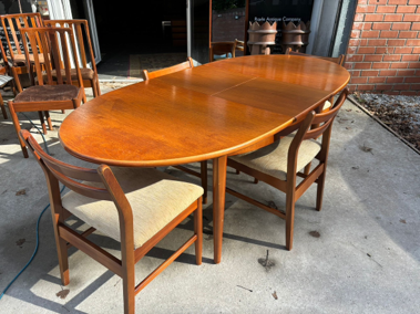 【comingsoon!】　　JENTIQUE CHAIR　ItemCode-26083e