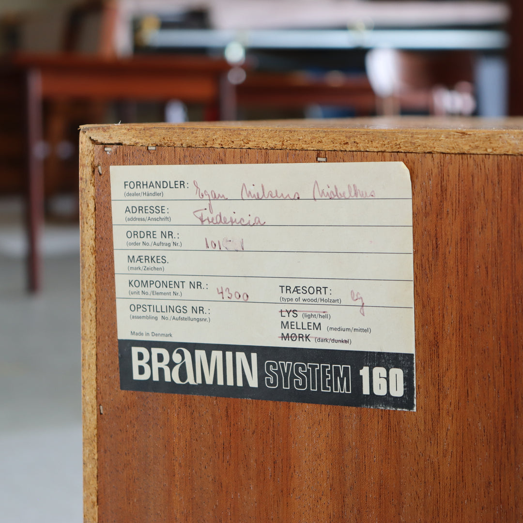 デンマーク製3段チェスト Bramin System 160 ItemCode-SKOV48 | 送料込 | ラベル