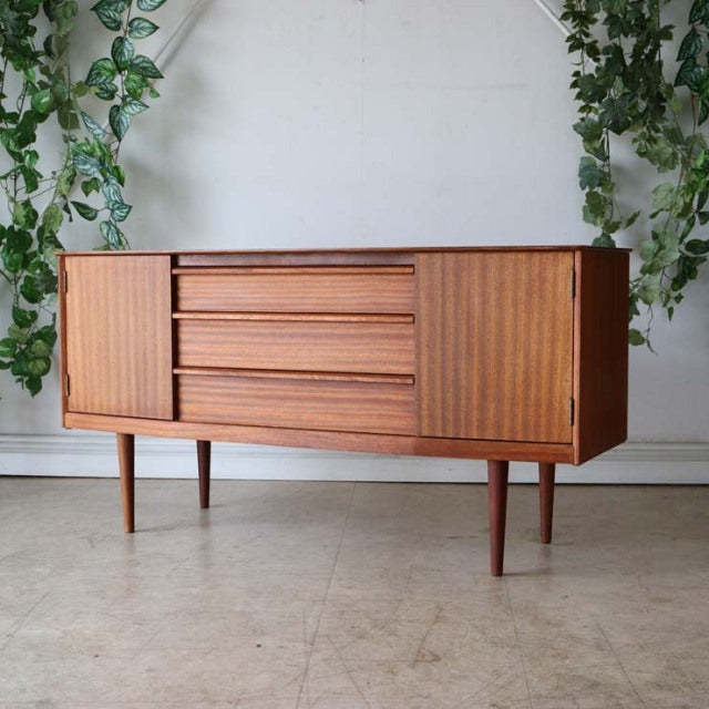 Austinsuite Small Teak Sideborad　商品番号【021017a】