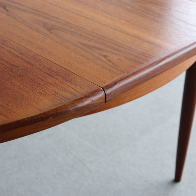 ジープランG-PLANラウンドダイニングテーブル     【。。。。。】 ItemCode-26011