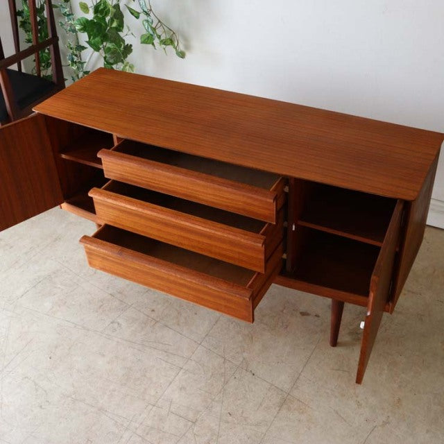 Austinsuite Small Teak Sideborad　商品番号【021017a】