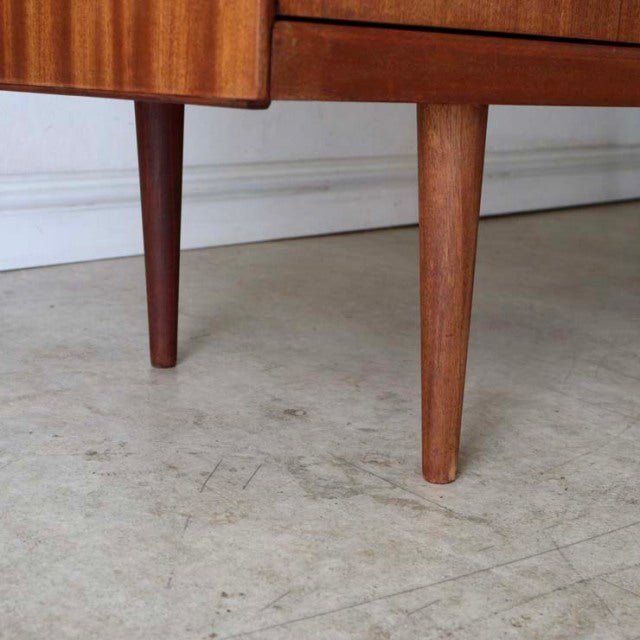 Austinsuite Small Teak Sideborad　商品番号【021017a】