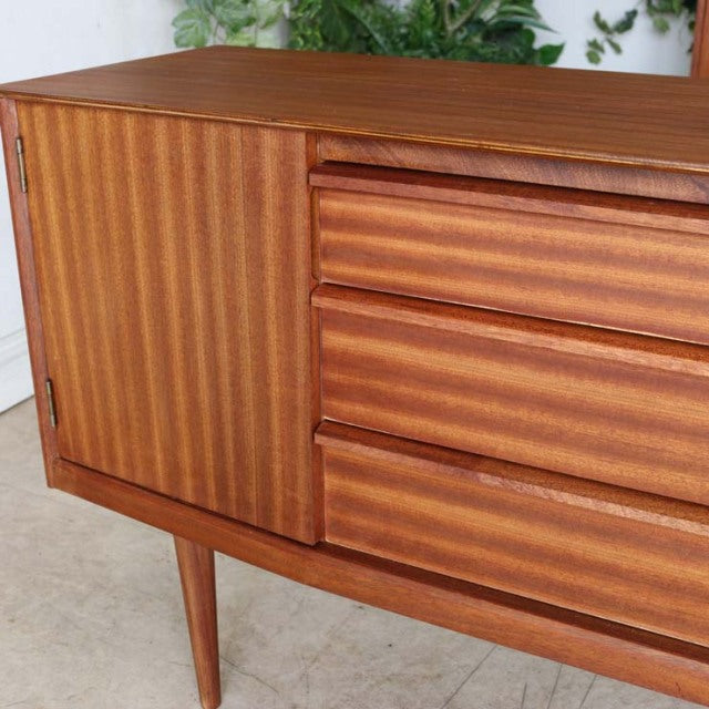 Austinsuite Small Teak Sideborad　商品番号【021017a】