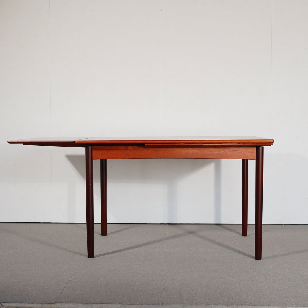 【comingsoon!】 Denmark Dining table | ItemCode-VIND82 | 送料込