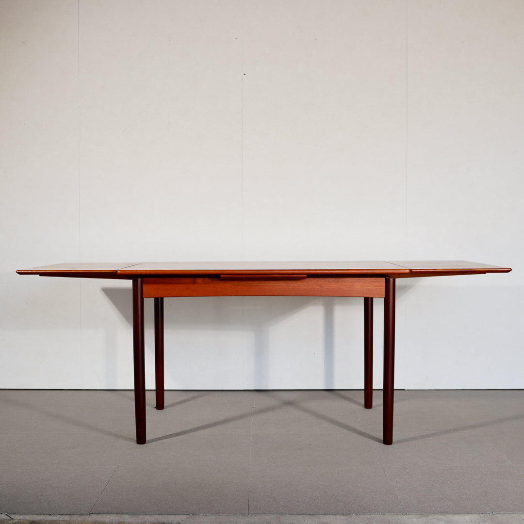 【comingsoon!】 Denmark Dining table | ItemCode-VIND82 | 送料込