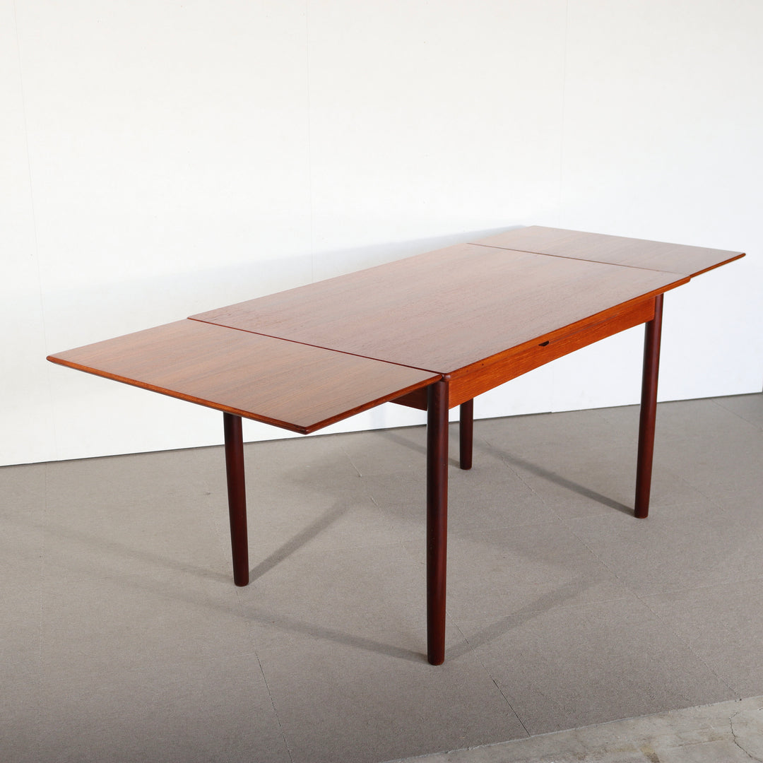 【comingsoon!】 Denmark Dining table | ItemCode-VIND82 | 送料込