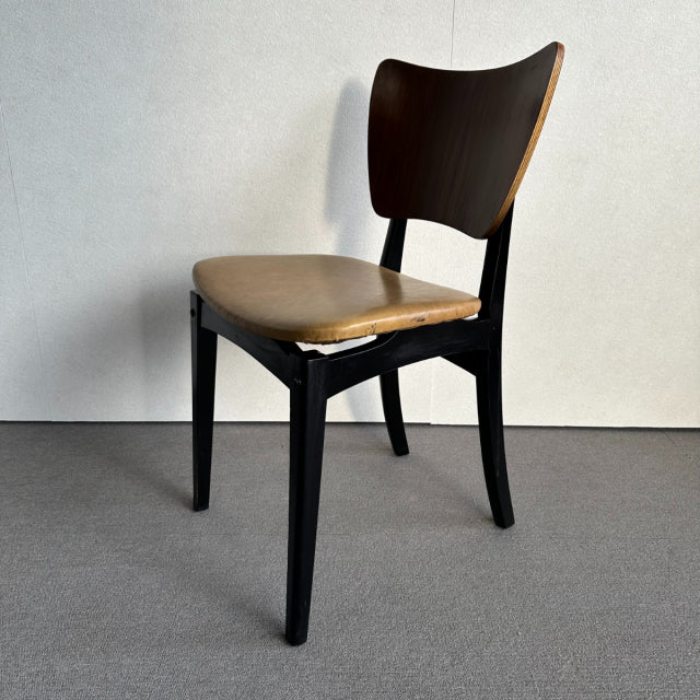武骨な感じが良い。座面の色も良いんです！　Vintage Chair 1950's　商品番号23145a