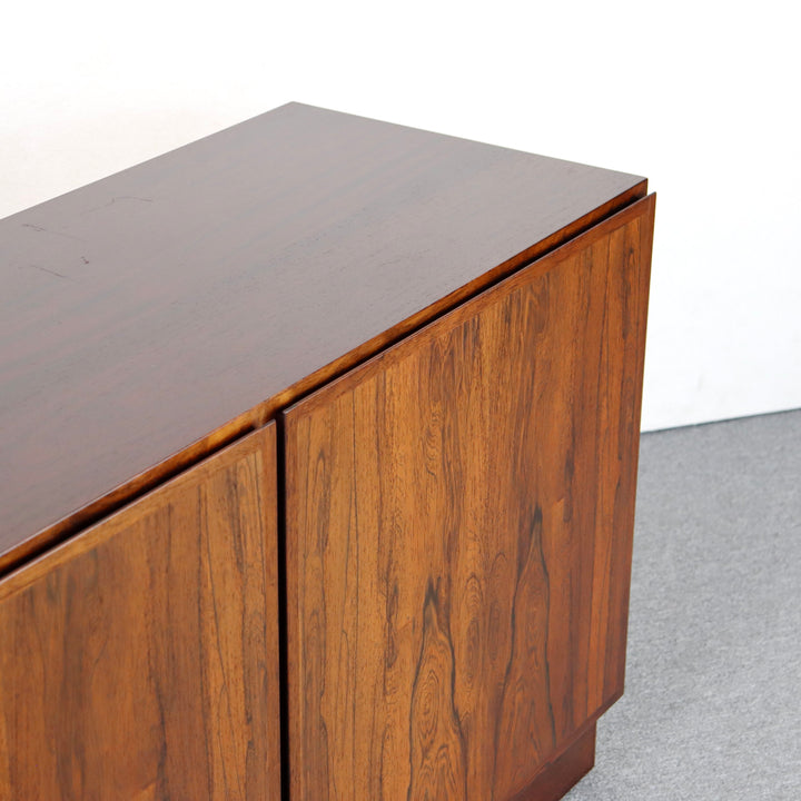 【comingsoon!】Danish Cabinet with bookcase | KLAR46