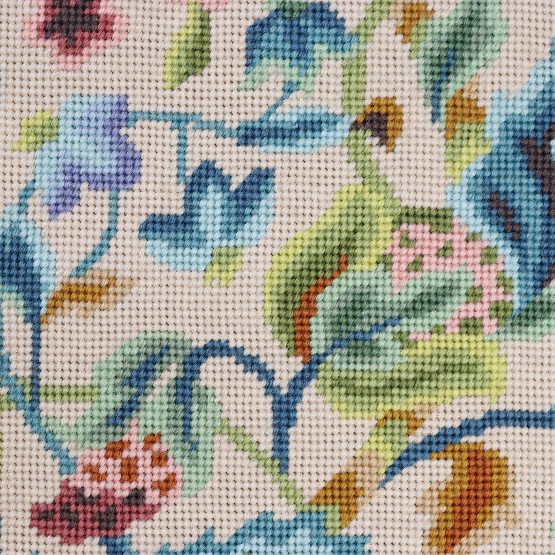 【comingsoon!】　FLORAL EMBROIDERED PICTURE　ItemCode-GLEN1