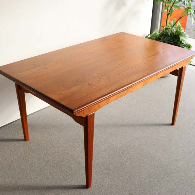 Aerthoj Jensen AND Molholm Herningダイニングテーブル    のちBoConcept ItemCode-23128