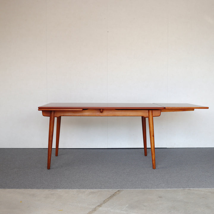 【倉庫販売】Danish Dining table by Hans J. Wegner | KLAR64
