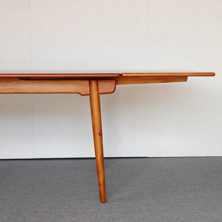 【倉庫販売】Danish Dining table by Hans J. Wegner | KLAR64