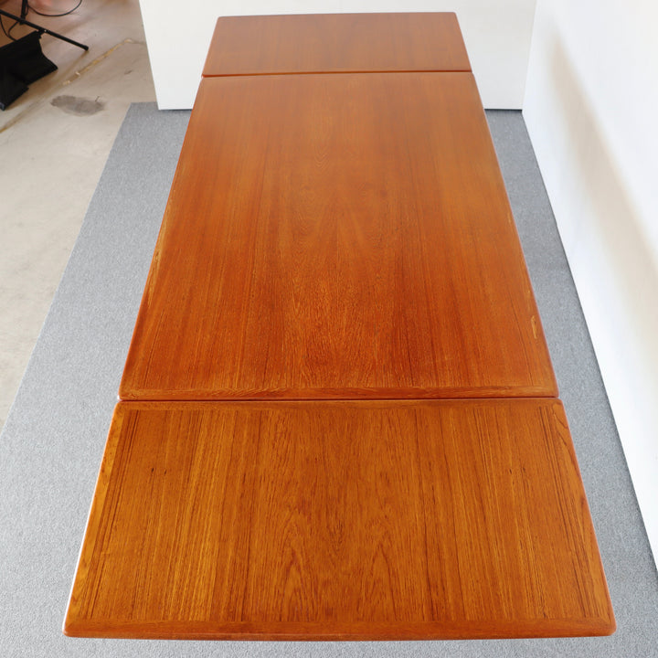 【倉庫販売】Danish Dining table by Hans J. Wegner | KLAR64