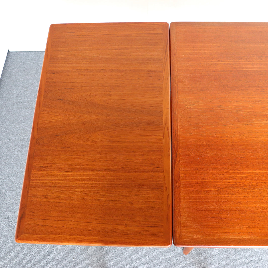 【倉庫販売】Danish Dining table by Hans J. Wegner | KLAR64