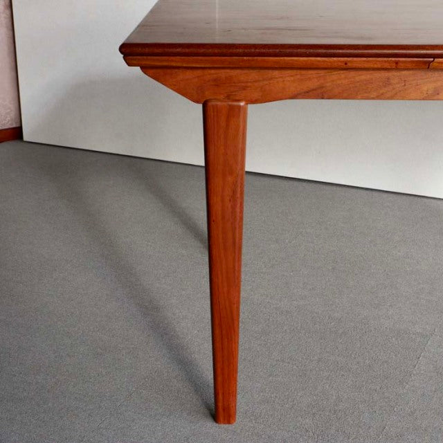 Aerthoj Jensen AND Molholm Herningダイニングテーブル    のちBoConcept ItemCode-23128