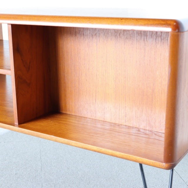 MEREDEW製テレビボード　　アイアンレッグカスタムチーク材1960~70s　ItemCode-26084