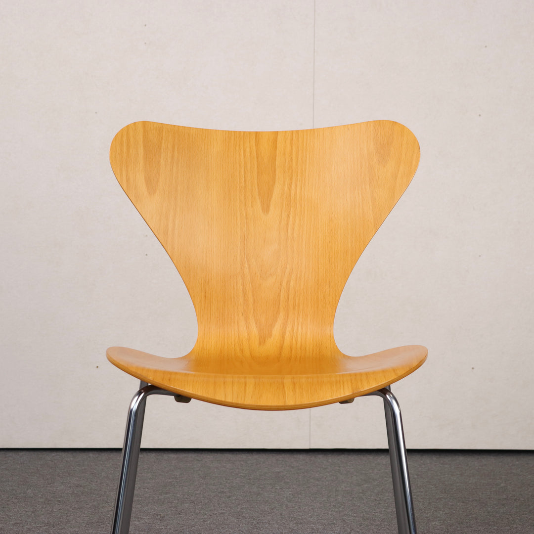 【comingsoon!】Danish Dining chair 'Serie 7' by Arne Jacobsen | KLAR126a
