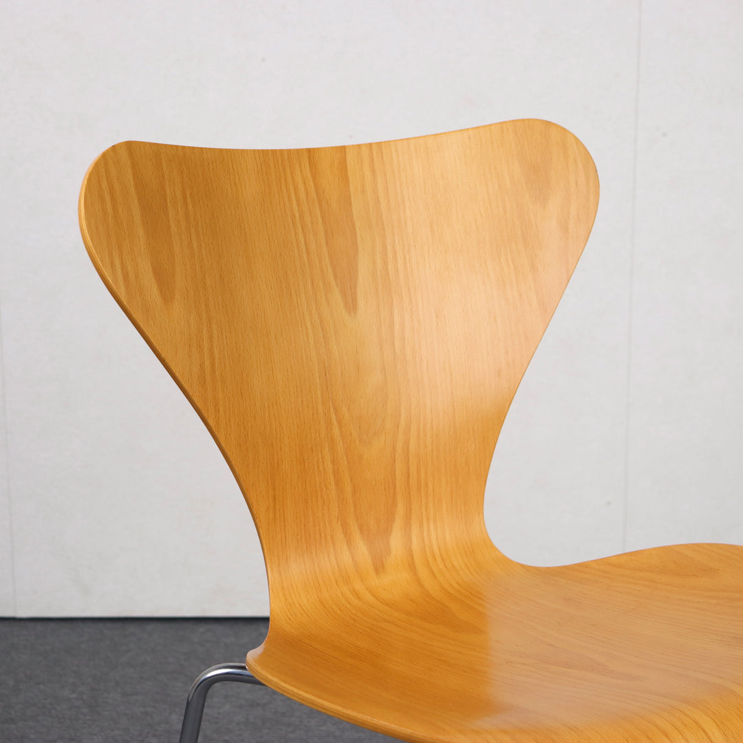 【comingsoon!】Danish Dining chair 'Serie 7' by Arne Jacobsen | KLAR126a