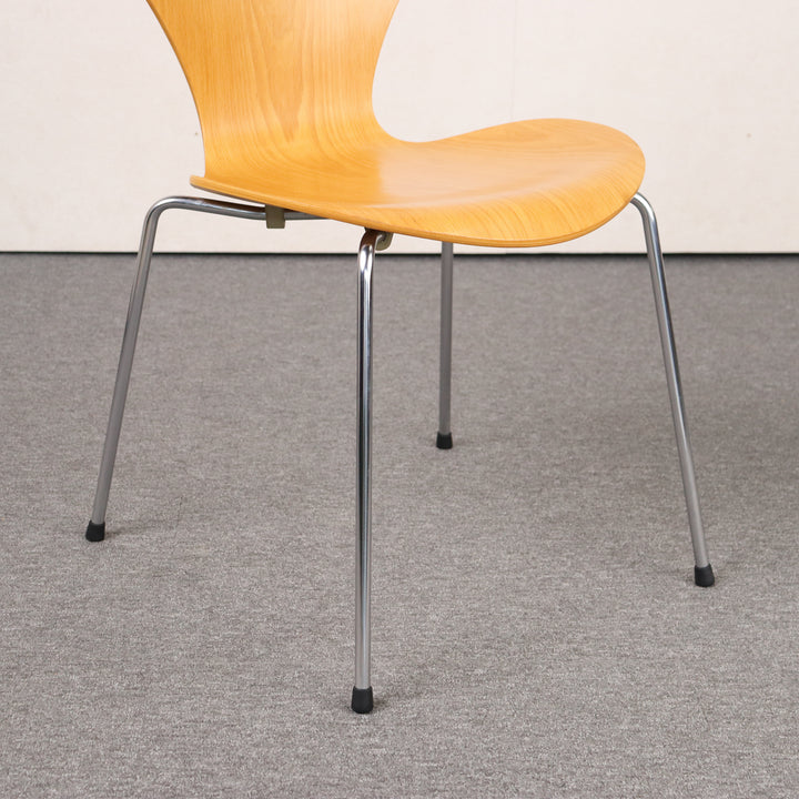 【comingsoon!】Danish Dining chair 'Serie 7' by Arne Jacobsen | KLAR126a