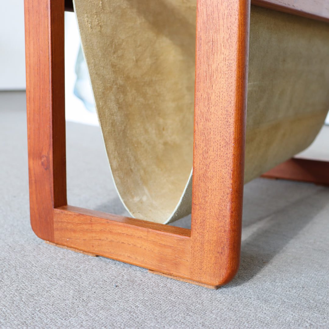 【comingsoon!】　Magazine holder　ItemCode-SKOV109
