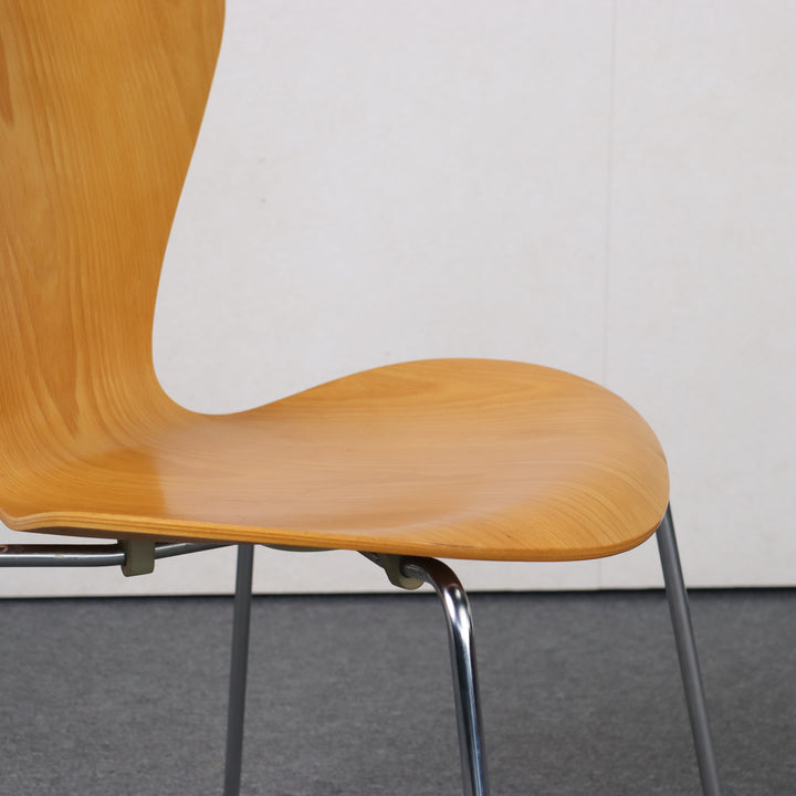 【comingsoon!】Danish Dining chair 'Serie 7' by Arne Jacobsen | KLAR126a