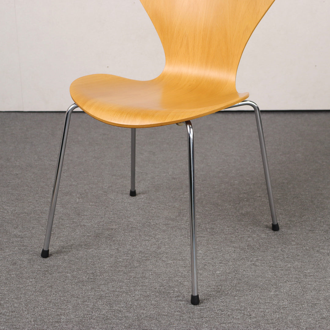 【comingsoon!】Danish Dining chair 'Serie 7' by Arne Jacobsen | KLAR126b
