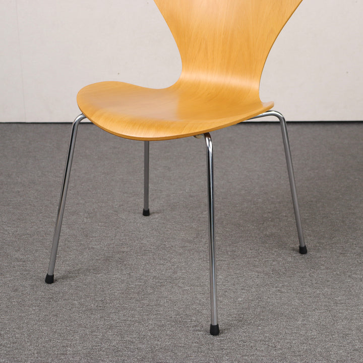 【comingsoon!】Danish Dining chair 'Serie 7' by Arne Jacobsen | KLAR126b