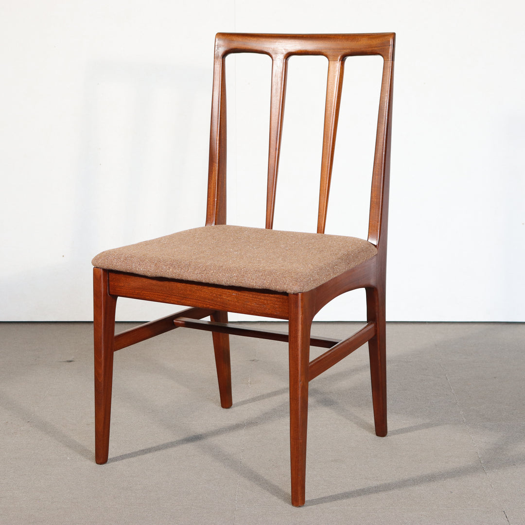 【comingsoon!】　YOUNGER RECTANGULAR CHAIR ItemCode-AVON18b | 送料込