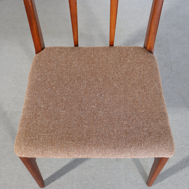 【comingsoon!】　YOUNGER RECTANGULAR CHAIR ItemCode-AVON18b | 送料込