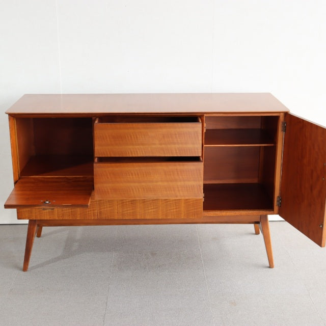 ビューティリティBEAUTILITYサイドボード　　「続・続・サドフスキー親方はこんな人」　ItemCode-27105