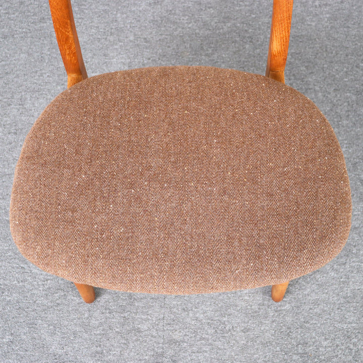 【倉庫販売】 Dining chair Model CH30 by Hans J. Wegner ItemCode-JORD68b | 送料込 |