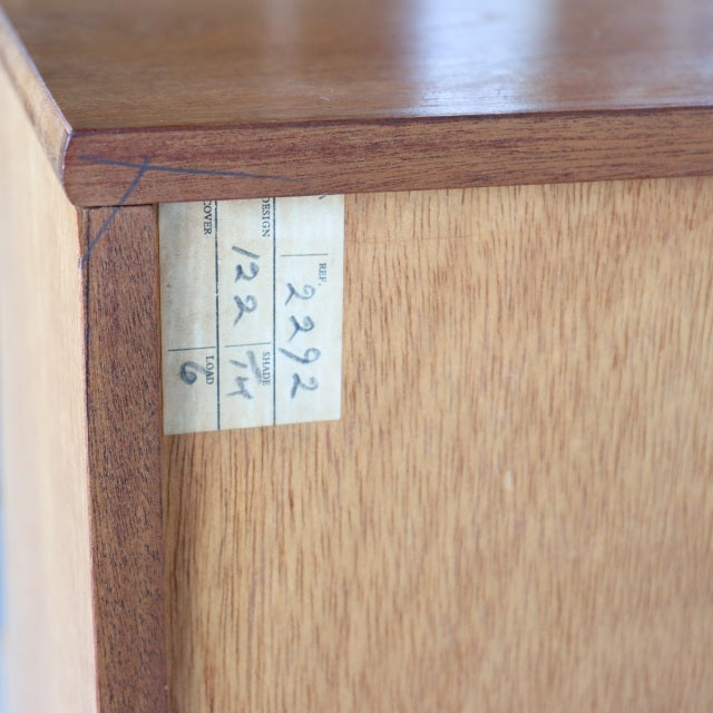 【サトクリフ親方の色が濃く出ております】　SUTCLIFFE OF TODMORDEN 　ビューロー　商品番号26140