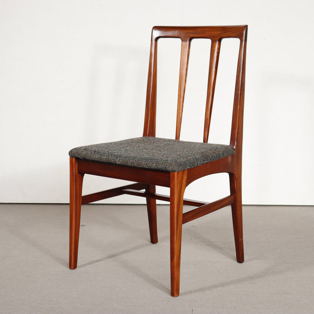 【comingsoon!】　YOUNGER RECTANGULAR CHAIR ItemCode-AVON18c | 送料込