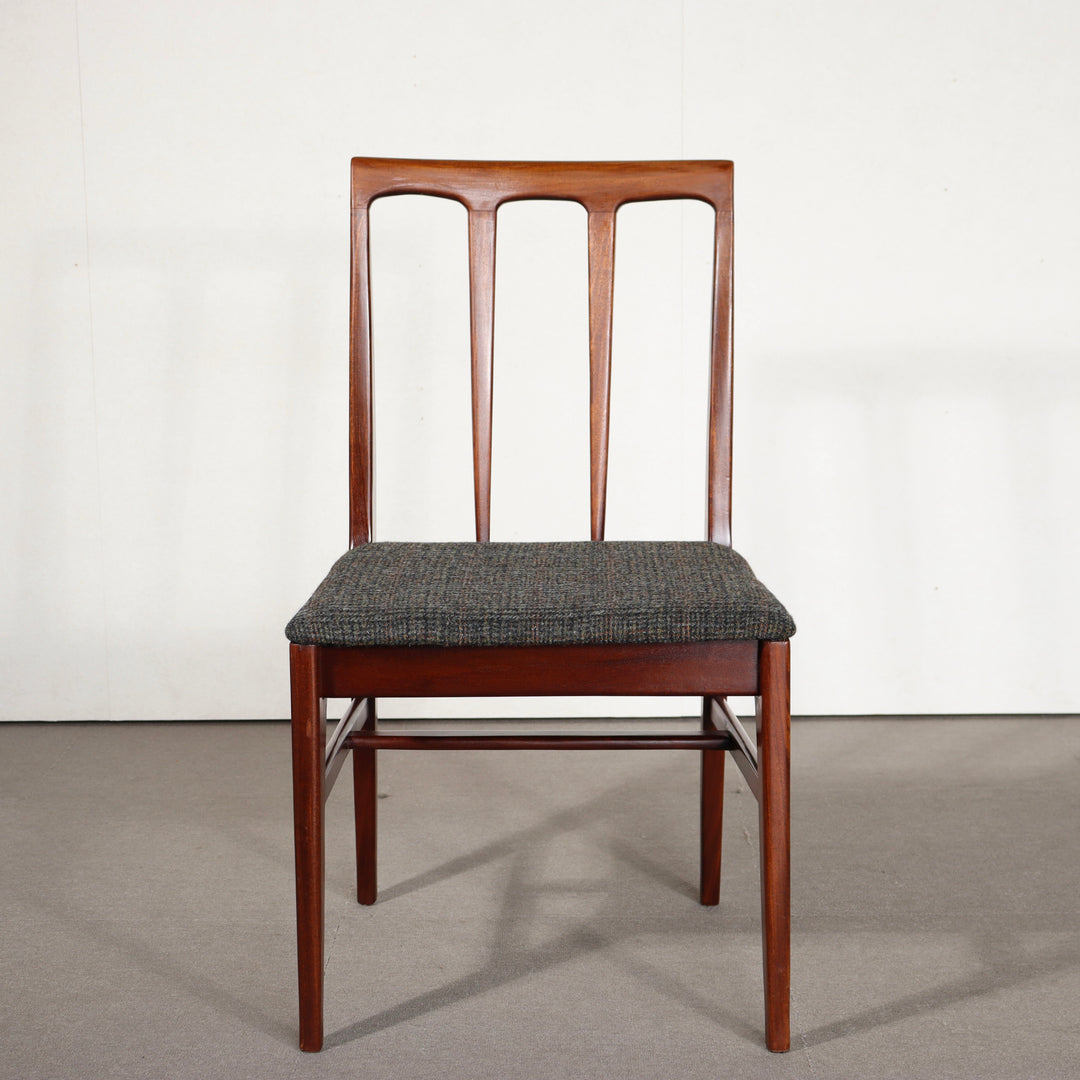 【comingsoon!】　YOUNGER RECTANGULAR CHAIR ItemCode-AVON18d | 送料込